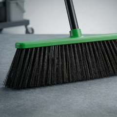 Greenway Broom – Medium